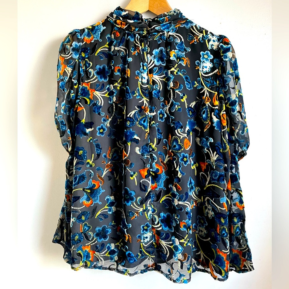 FRENCH CONNECTION Avery Burnout Puff-Sleeve Top - Picture 8 of 16